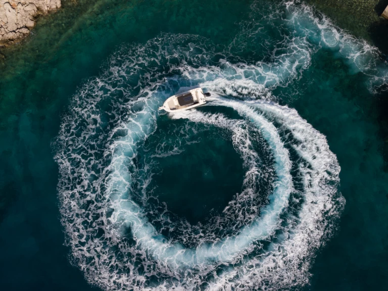 Huur Motorboot met of zonder schipper Boston Whaler in Ýdra