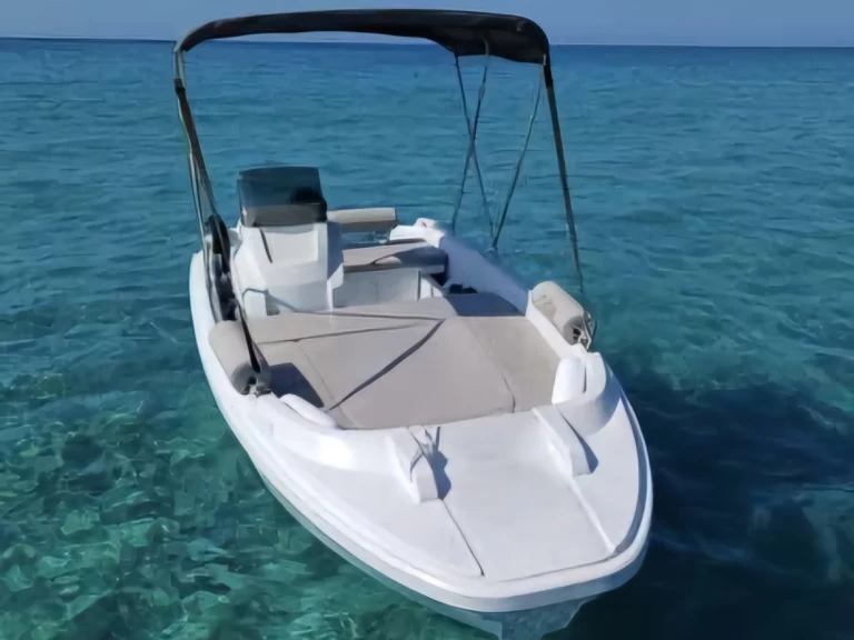 Verhuur Motorboot in Galéria - ROTO 450 S FAMILY