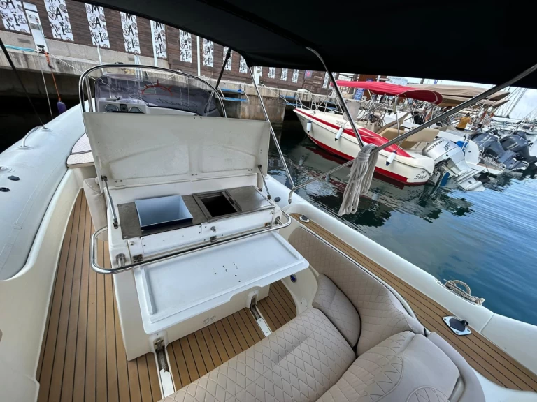 Huur RIB met of zonder schipper Zodiac in Torrevieja