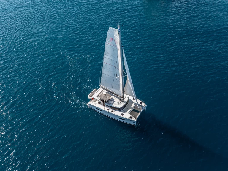 Verhuur Catamaran Fountaine Pajot met vaarbewijs