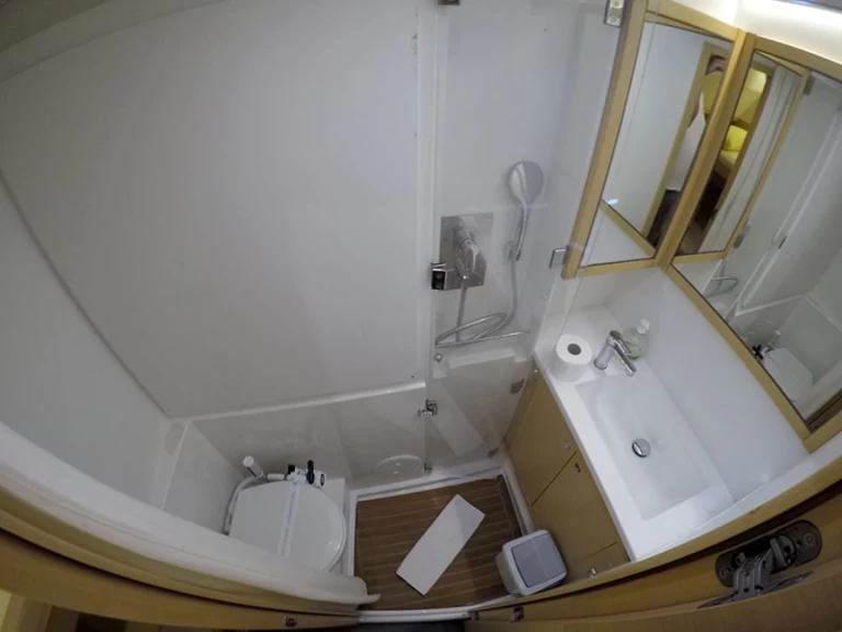 Bootverhuur Lagoon Lagoon 52 F in Šibenik via SamBoat