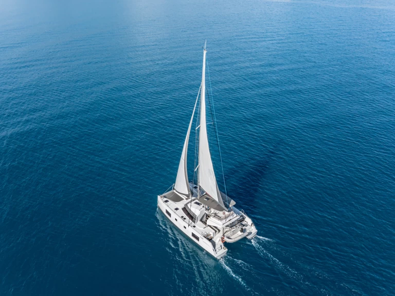 Catamaran te huur in Furnari voor de beste prijs