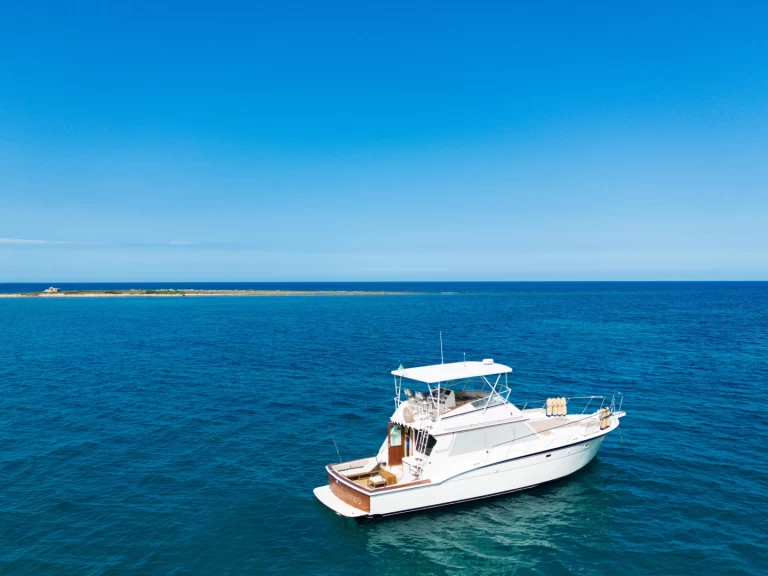 Verhuur Jacht in Marzamemi - Hatteras Hatteras 52 Convertible