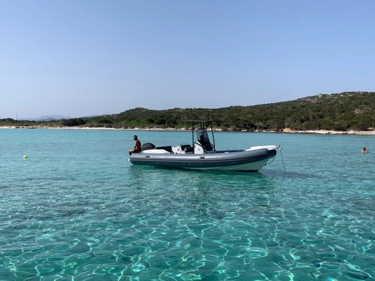 RIB te huur in Palau voor de beste prijs