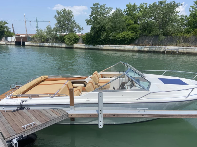 Huur een Glastron Laraya  in San Giuliano - Venezia