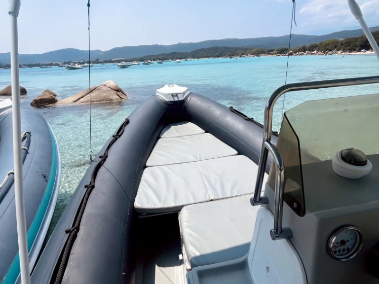 Jachthuur in Santa Giulia - Joker Boat Coaster 470 via SamBoat