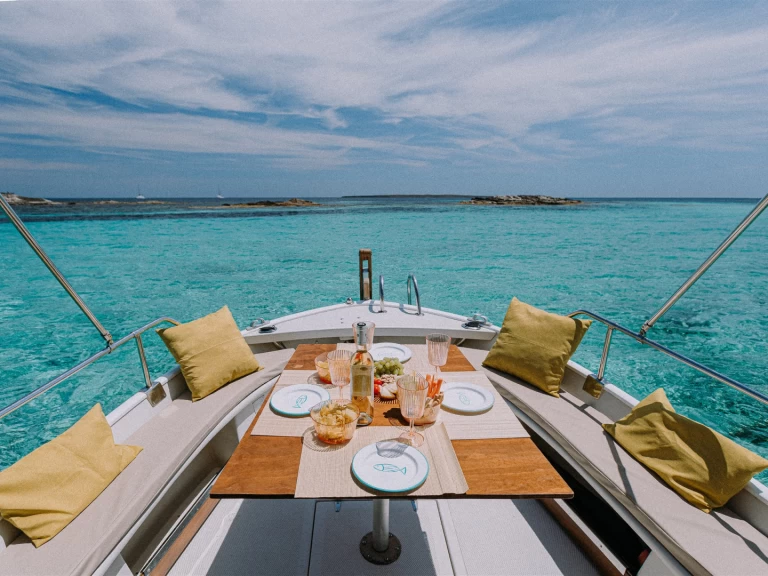 Huur Motorboot met of zonder schipper Copino in Marina Ibiza