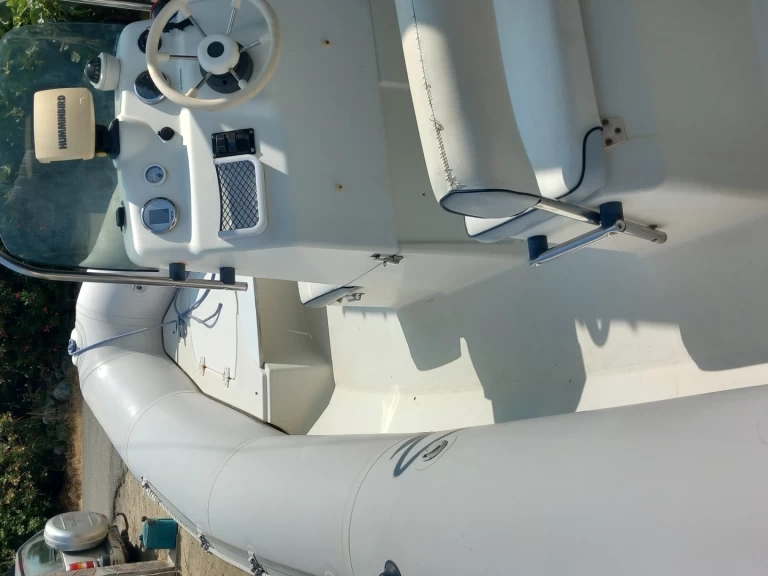 Verhuur RIB in Sainte-Lucie de Porto-Vecchio - Zodiac Explorer 640