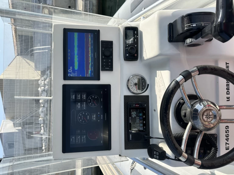 Bootverhuur Caribe Caribe UB24 in Marseille via SamBoat