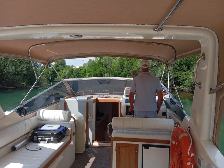 Motorboot te huur in Lido voor de beste prijs