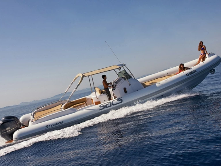 Huur een Sacs Stratos 42 in Bonifacio Port