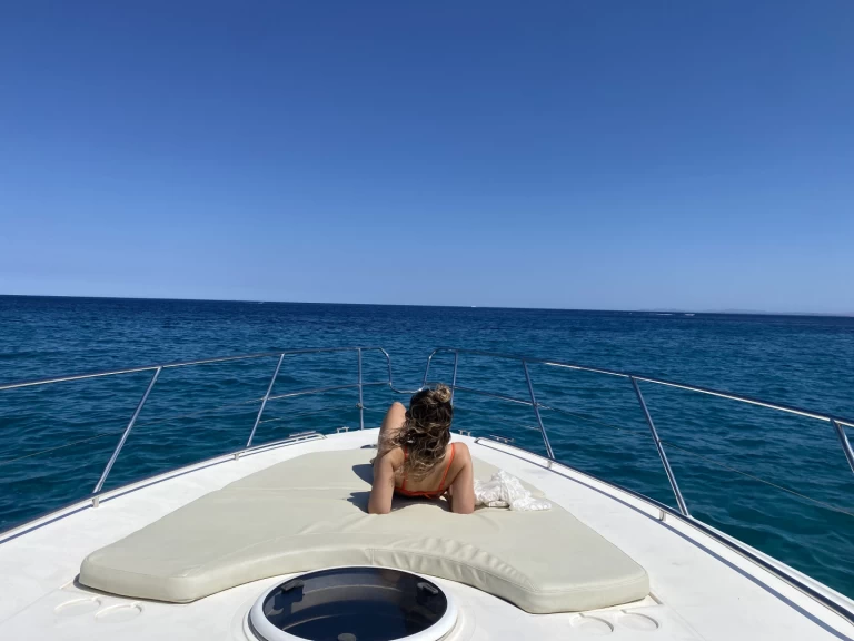 Huur een Princess Princess V50 in Porto-Vecchio