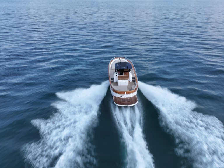 Jachthuur in Peschiera del Garda - Mimi 9.5 wa via SamBoat