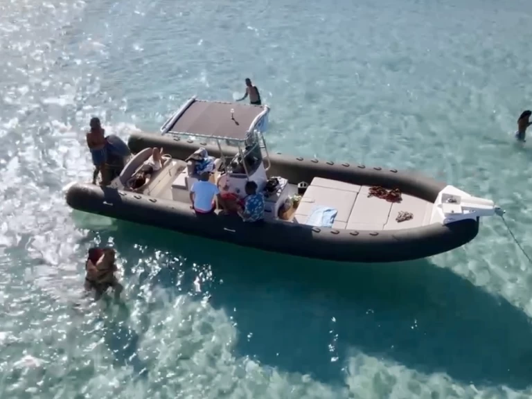 Verhuur RIB in Palau - Capelli Tempest 900