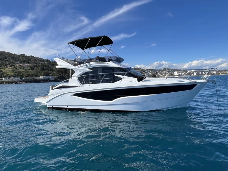 Jachthuur in Cannes - Galeon Galeon 360 Fly via SamBoat