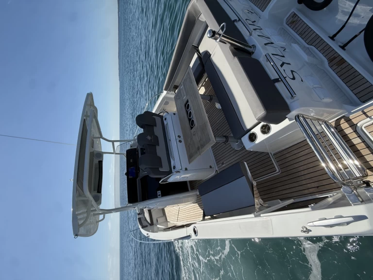 Jachthuur in Cannes - Jeanneau Cap Camarat 9.0 CC via SamBoat