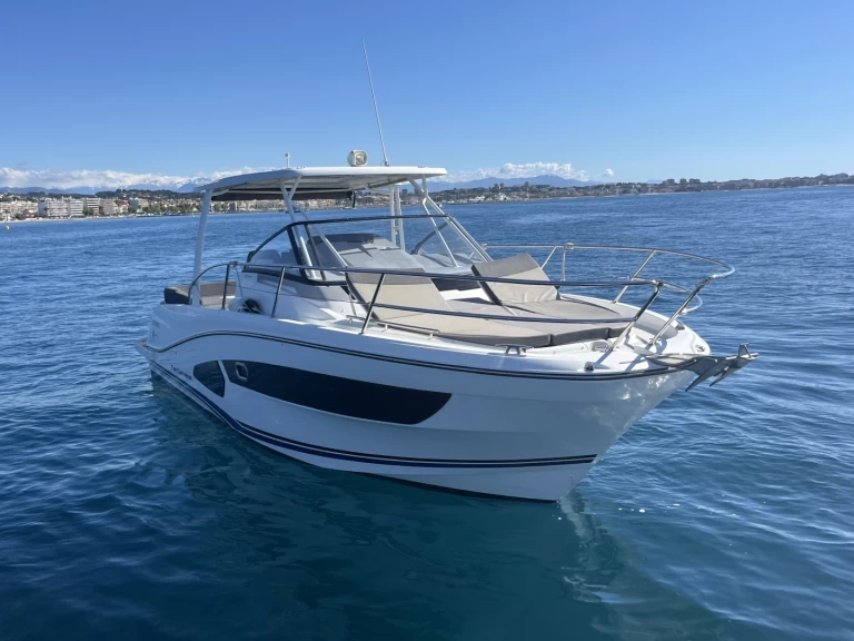 Motorboot te huur in Cannes voor de beste prijs