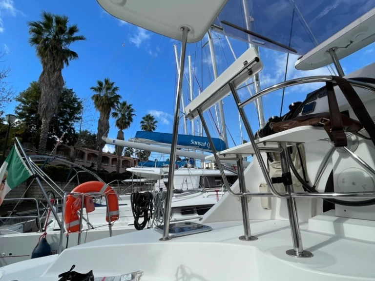 Verhuur Catamaran in Marsala - Lagoon Lagoon 380 S2