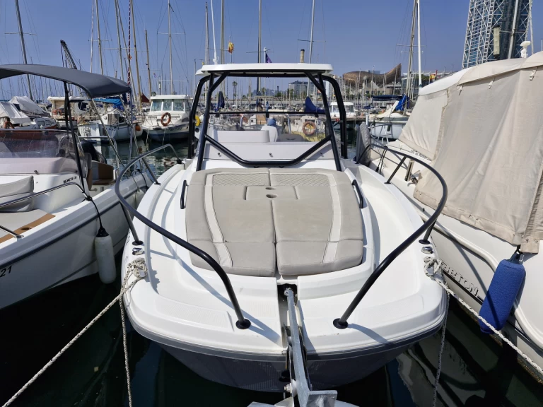 Verhuur Motorboot Bénéteau met vaarbewijs