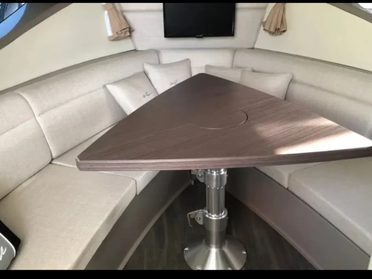 Huur Motorboot met of zonder schipper Sea Ray in Ajaccio