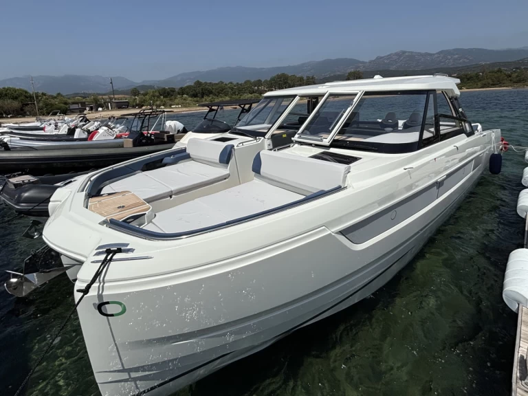 Bootverhuur YOT 41 in Porto-Vecchio via SamBoat