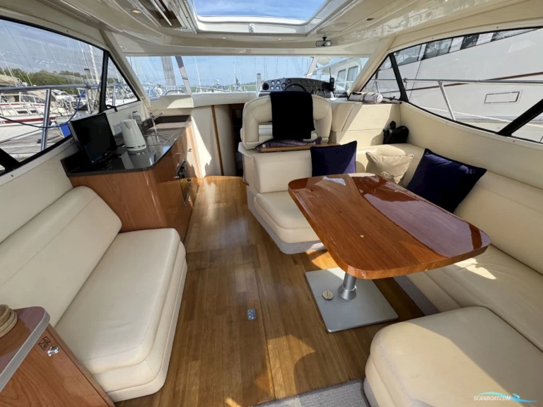 Régal Commodore 38 te huur van particulier of professional in Menton