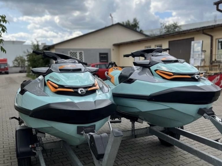 Verhuur Jet Ski Sea-Doo met vaarbewijs