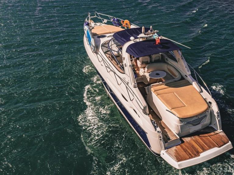 Motorboot te huur in Golfe-Juan voor de beste prijs