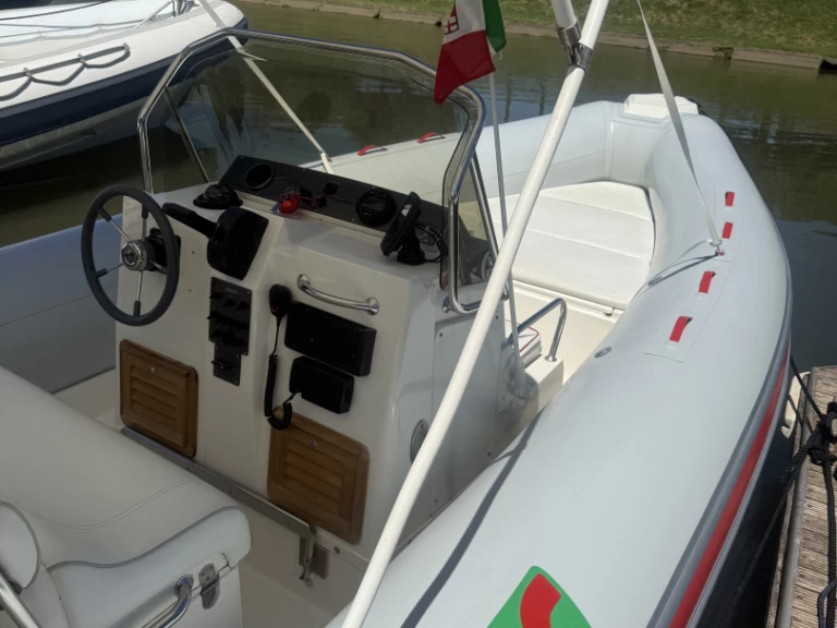 Verhuur RIB in Porto Badino - Joker Boat Clubman 26