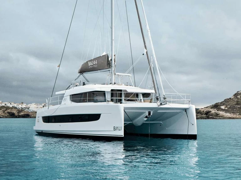 Huur een Bali MAH NA MAH NA in Britse Maagden Eilanden