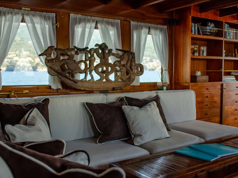  OVER THE RAINBOW OF LONDON te huur van particulier of professional in Provence-Alpes-Côte d'Azur