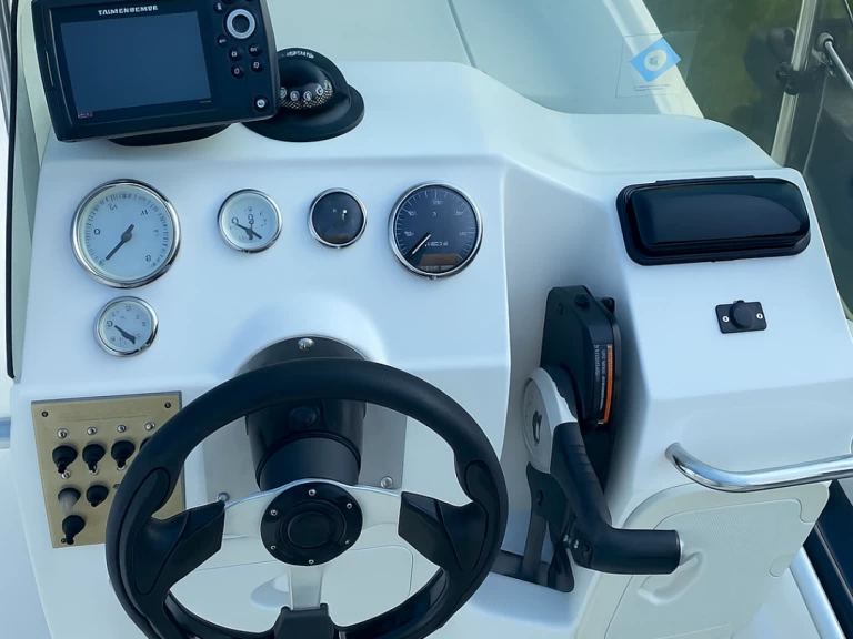 Huur RIB met of zonder schipper Zar in Cavalaire-sur-Mer