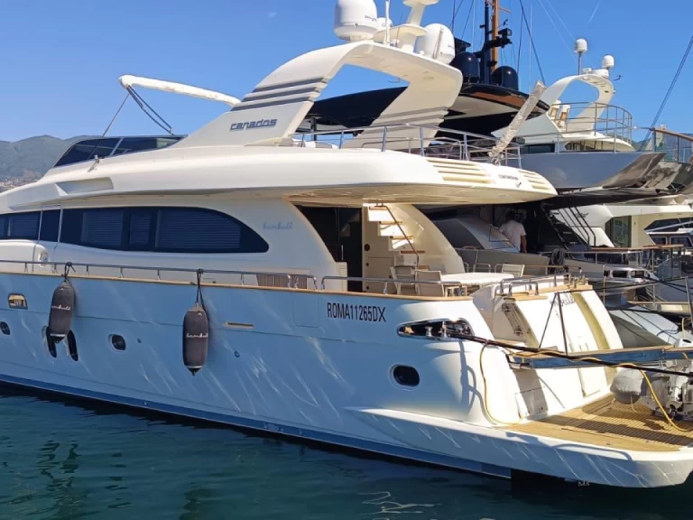 Huur een Canados Canados 50 in Castellammare di Stabia