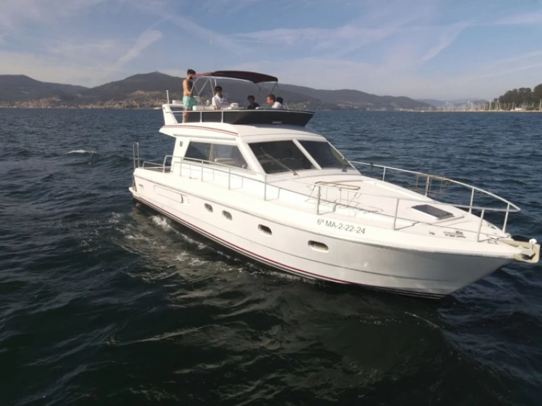 Jachthuur in Vigo - Ferretti Ferretti 39 via SamBoat