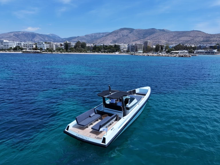 Bootverhuur Athene goedkoop One 44, Limited Edition