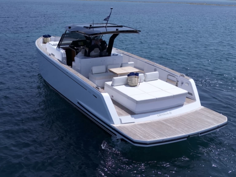 Bootverhuur Pardo Yachts Pardo 43 in Athene via SamBoat