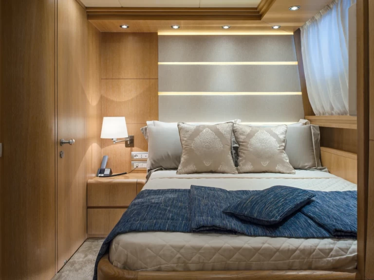 Bootverhuur Fipa Italiana Yachts Maiora 32 DP Fly in Poltu Quatu via SamBoat