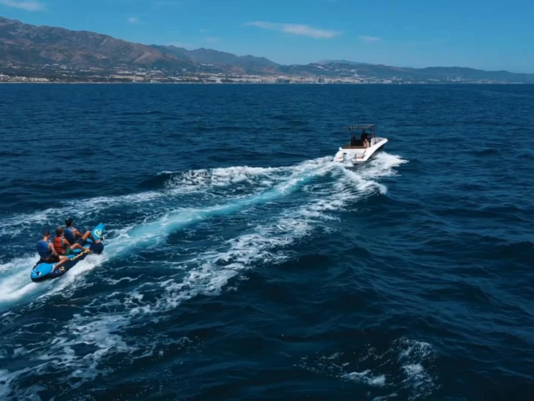 Bootverhuur Suzuki DF 115 BTL in Marbella via SamBoat