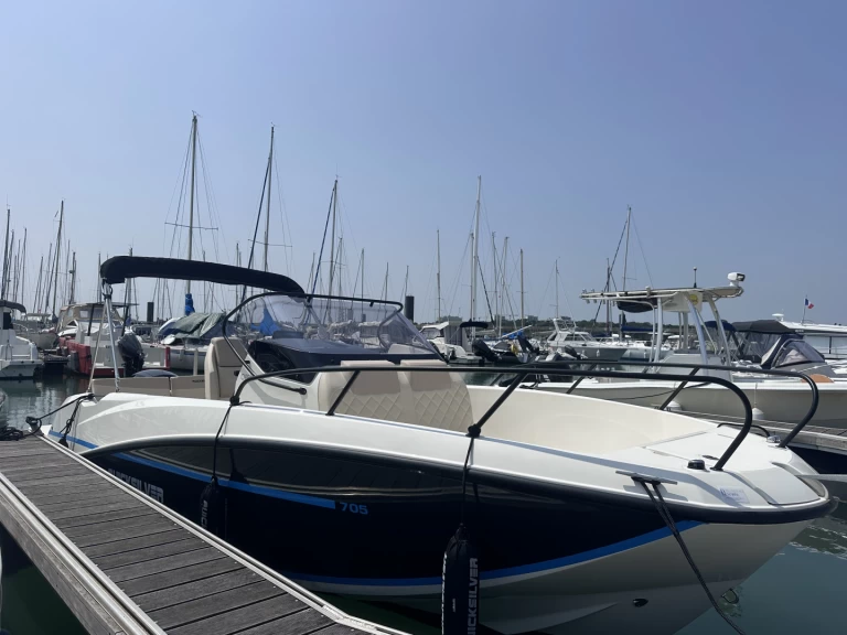 Huur Motorboot met of zonder schipper Quicksilver in La Rochelle