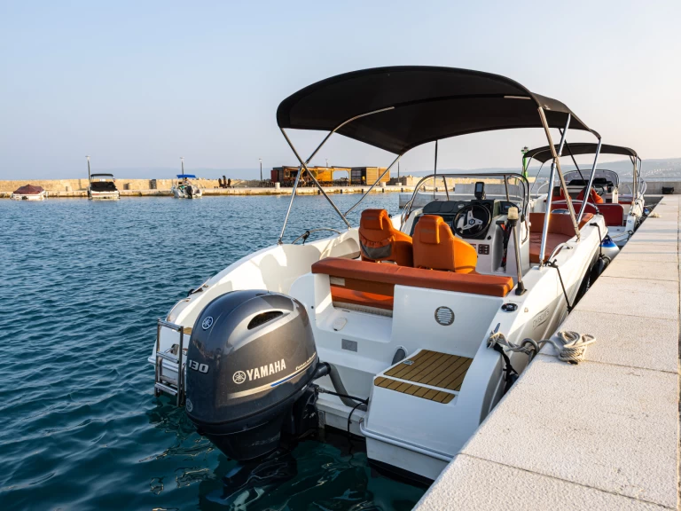 Huur Motorboot met of zonder schipper Okiboats in Crikvenica