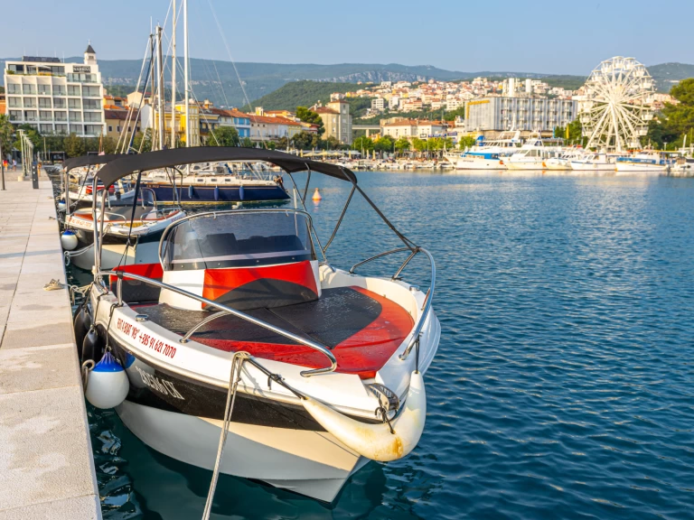 Jachthuur in Crikvenica - Okiboats Barracuda 595 SD via SamBoat