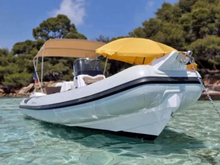 Bootverhuur Mandelieu-la-Napoule goedkoop Cayman 21 Sport