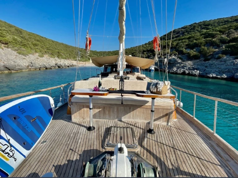 Verhuur RIB Gulet met vaarbewijs