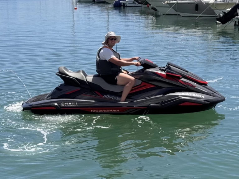 Huur Jet Ski met of zonder schipper Yamaha in Puerto Banús