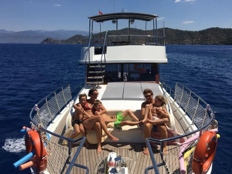 Bootverhuur Gulet 26 person  in Kaş via SamBoat