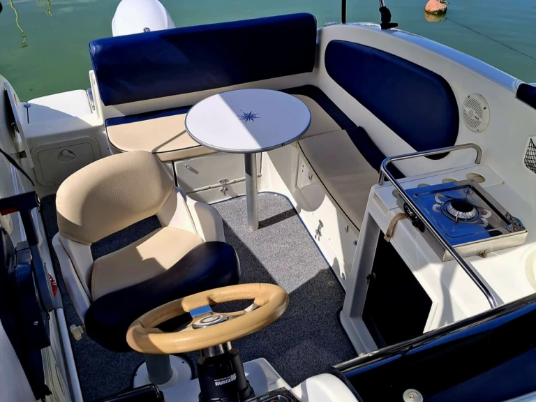 Bootverhuur La Spezia goedkoop Syros 190