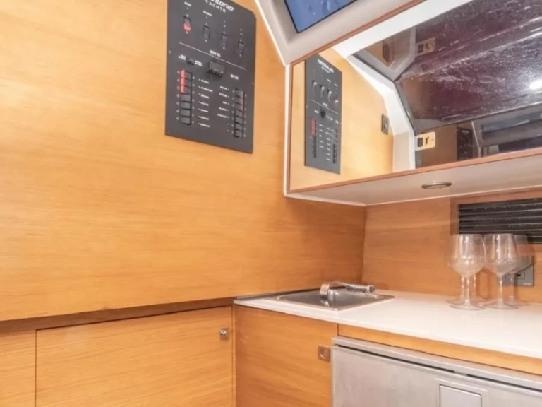 De Antonio D33 Open D33 te huur van particulier of professional in Ibiza Magna