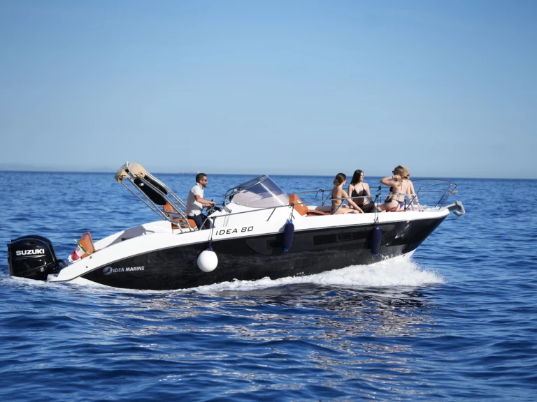 Huur Motorboot met of zonder schipper Idea Marine in Salerno