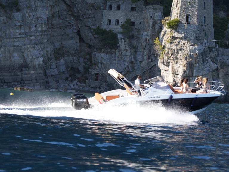 Verhuur Motorboot Idea Marine met vaarbewijs