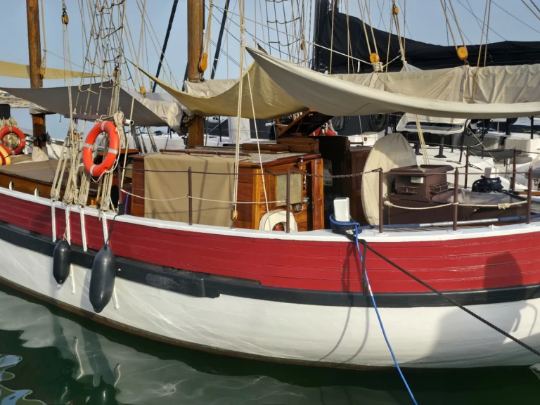 Zeilboot te huur in Marseille voor de beste prijs